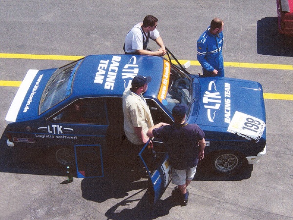 20030701 HGBrauneiser ReneSauer ThomasUhles Gruppe1-Escort.jpg